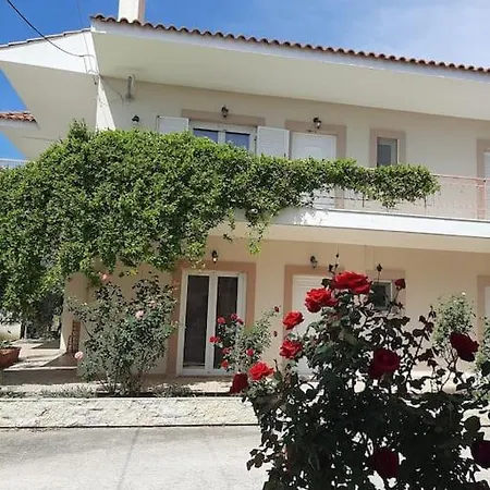 Mona Holiday home Agios Georgios (Istiaia-Aidipsos)